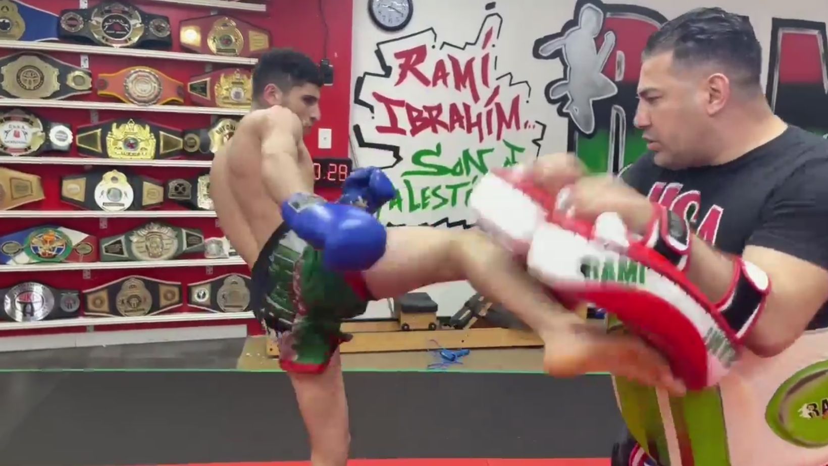 MuaythaiConnects Mastering the Art of 8 Limbs with Pad Work from 